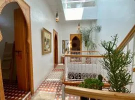 Dar Dada Riad climatisé à votre disposition dans sa totalité et de façon exclusive