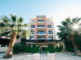 Hotel Platinum Lux，位于乌尔齐尼的酒店