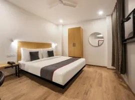 Super Townhouse 158 Near Netaji Subhash Marg Near Appu Ghar
