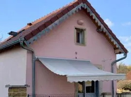 Charmante maisonnette au coeur de Pupillin
