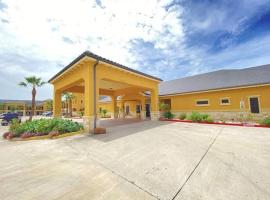 Weslaco Inn Weslaco-Mercedes，位于韦斯拉科的酒店