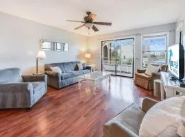 Large 2BR Unit with Pool Access & Amazing View