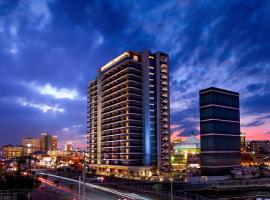 RIHGA Royal Resort Okinawa Chatan，位于北谷町的酒店