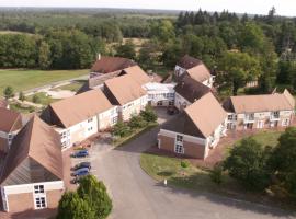 Domaine de Mont-Evray，位于Nouan-le-Fuzelier的酒店