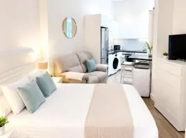 Grand Central House - Deluxe Studio - GibraltarStay Apartments