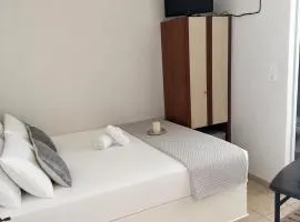 Aurelia Rooms
