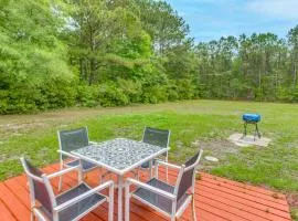 6 Mi to Holden Beach! Shallotte Home w/ Huge Yard