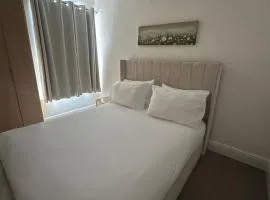 Contractor friendly , central, close to town football stadium and hospital