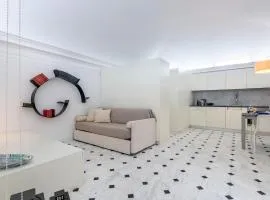 Bright Sea View Home, Steps from the Beach