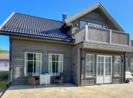Amazing Apartment In Spangereid With Wifi