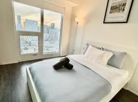 Cozy 2 Bedroom by Eaton Centre Mall