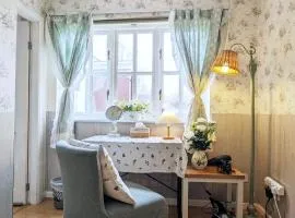 Vintage 3-Bed City Centre Gem Free Parking