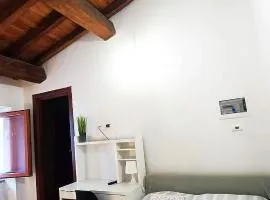 Casetta Tipica in Borgo, indipendente, ristrutturata