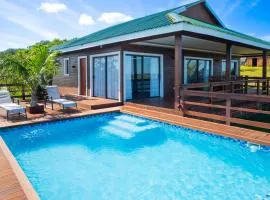 KoKo Beach - Wooden Green House