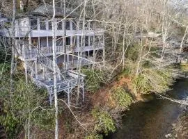 Creekside Lodge