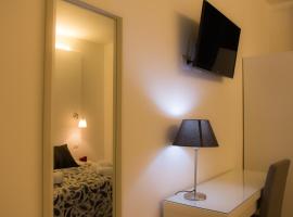 德古斯蒂伯斯酒店，位于罗马的酒店