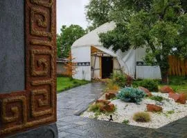 Kurjun Guest House