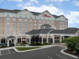 Hilton Garden Inn Greensboro Airport - Newly Renovated!，位于格林斯伯勒的酒店