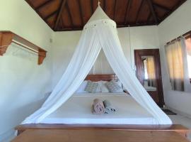 Maluk House (1 bedroom)，位于Maluk的酒店