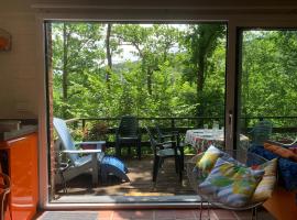 Chalet cosy - terrasse et détente, escapade nature au Bonsoy，位于Waulsort的酒店