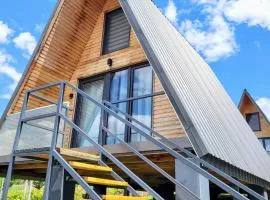 CAVO VILLAGE- Cabins Rental Băile 1 Mai