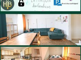 Le Clos D'YZEURE - Entre Bourbonnais et Aventures au PAL，位于Yzeure的酒店
