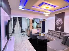 The Palm Luxe Apartment，位于卡拉巴尔的酒店