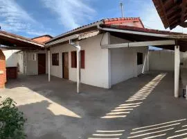 Casa temporada Ilha Comprida 350m da praia