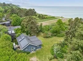 Holiday Home Carmen - 25m from the sea by Interhome