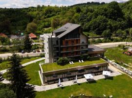 Hotel Băile Bughea，位于Bughea de Sus的酒店