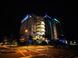 Paseo Premiere Hotel，位于圣罗莎的酒店