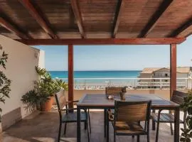 Level 3 Sea View Studio