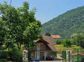 Vila Maksim