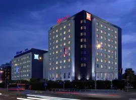 ibis Warszawa West Station