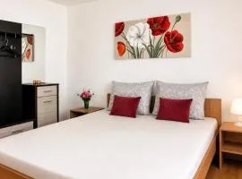 Becar Pyramids B&B