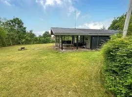 2 Bedroom Cozy Home In Ørsted