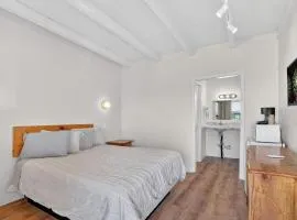 Highlander Motel Room 12 Route 66 Escape