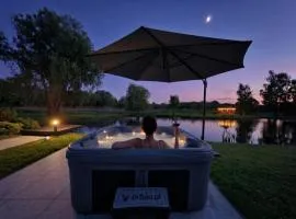 Słoneczny Ogród - Ekskluzywna posiadłość nad wodą, Grill i Jacuzzi