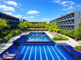 Courtyard by Marriott Phuket Chalong Bay Resort，位于查龙的酒店
