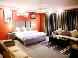 Palm East Hotel
