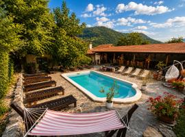 Casa Dives - Varianta Boierească，位于Pianu de Sus的酒店