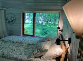 sun& relax- TINYHOUSE，位于Sõitme的酒店