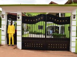 PN Meublé Full Option Résidence Spacieuse Calme ODZA Petit Marche Yaoundé，位于雅温得的酒店