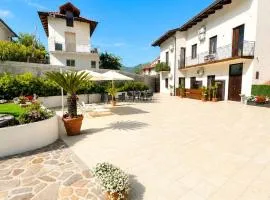 Carlo's Luxury Villa