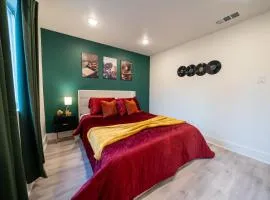 Welcome to your NeoSoul Oasis In Downtown Dallas