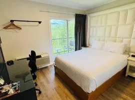 Hotel Civilia Lakeside by Civilia Golf Retreat