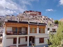 Tsetanpa homestay