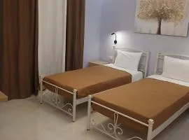 ντορα στουντιο