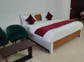 Vybent hotel kainchi dham