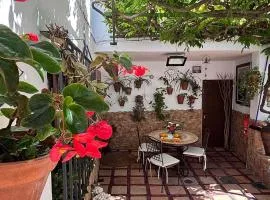 Casa Almenta - Tu hogar para desconectar en el pueblo más bonito de Málaga